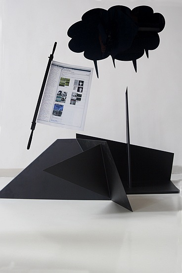 Liu Ding, “Gravestone for Rumour Mongers“, 2008, Installation, steel, acrylic, paper, SIZE: variable