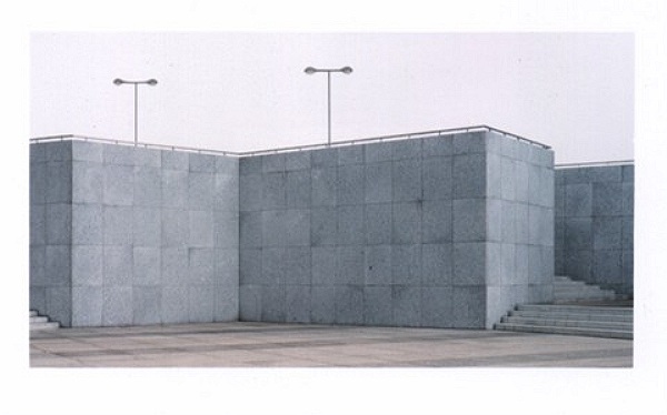 Öffentlicher Platz - Public Square 1999, C-Print, 79 x 124 cm