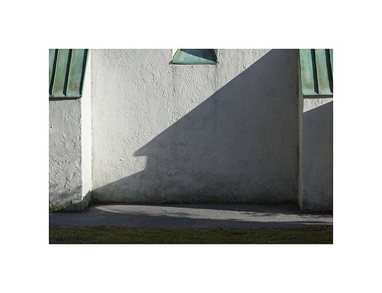 Schatten #6, (Kirchenwand), 90 x 117 cm
